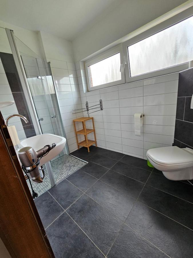 Ferienwohnung Mond&Wasser 1 Norden Esterno foto