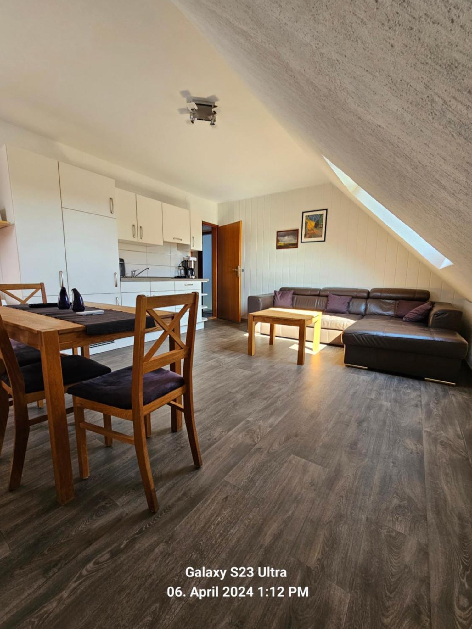 Ferienwohnung Mond&Wasser 1 Norden Esterno foto